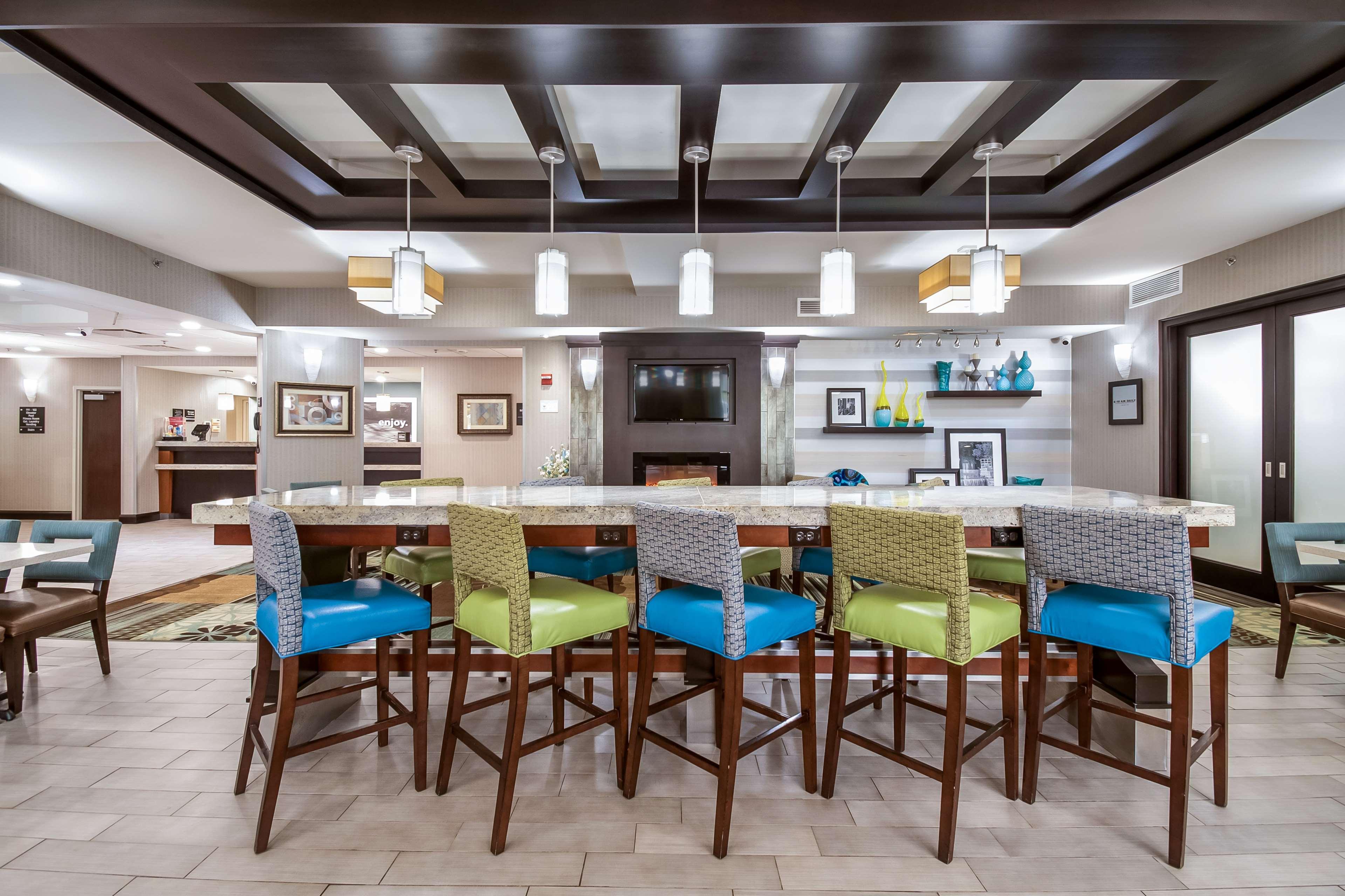 Hampton Inn West Columbus Esterno foto