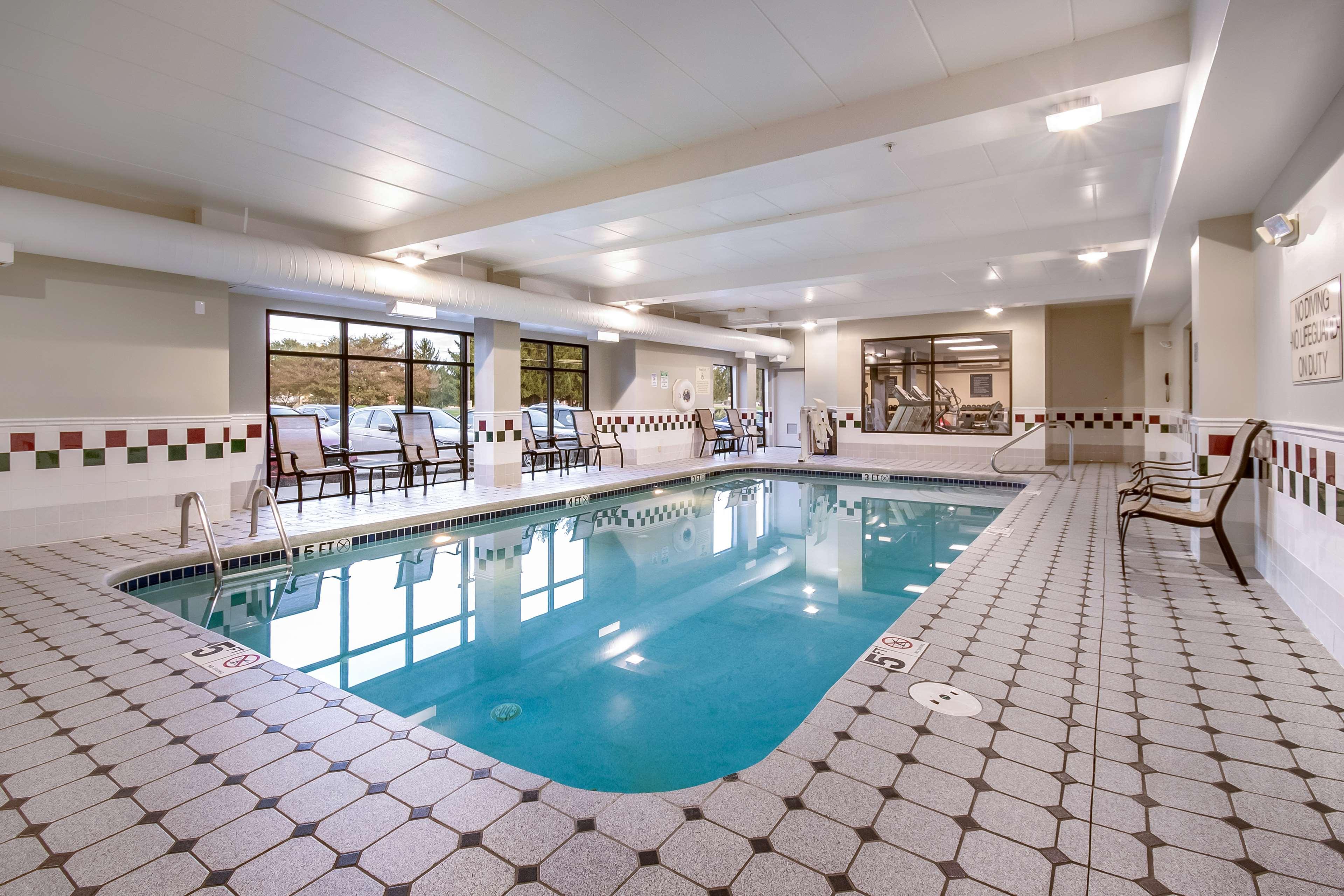 Hampton Inn West Columbus Esterno foto