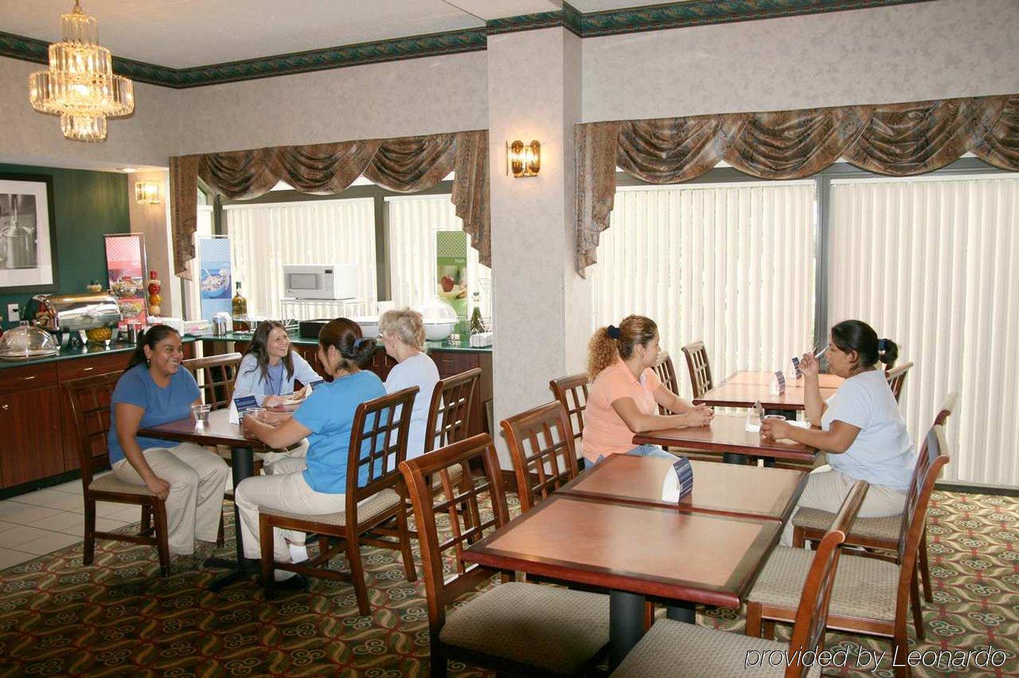 Hampton Inn West Columbus Ristorante foto